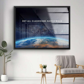Modernes Wandbild mit Blick auf die Erde aus dem Weltall und inspirierendem Spruch, Wohnzimmer