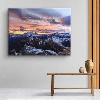 Leinwandbild mit Berglandschaft, Sonnenuntergang und englischem Motivationsspruch, Wanddekoration