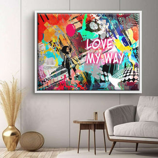 Modernes Pop Art Leinwandbild mit Mädchen, rotem Ballon und bunter Graffiti-Kulisse, Text 'LOVE MY WAY'