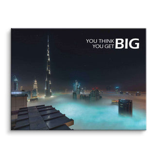 Motivationsbild Dubai Skyline bei Nacht, Wolkenkratzer im Nebel, moderner Kunstdruck Leinwand
