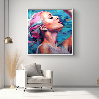 Modernes Wandbild einer Ballerina mit pastellfarbenen Akzenten im stilvollen Wohnzimmer