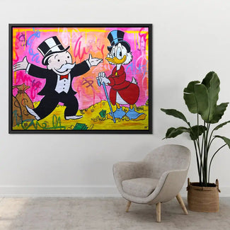 Modernes Wandbild mit Comic-Figuren auf Geldhaufen, pop art Stil, bunter Hintergrund.