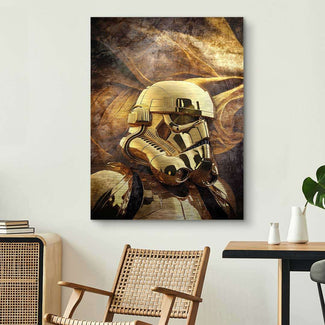 Modernes Wandbild mit goldfarbenem Stormtrooper-Helm, Pop Art Kunst im Wohnzimmer