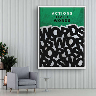 Modernes Wandbild mit dem Text 'Actions over Words', grün-schwarzes Typografie-Design, Wohnzimmerdeko