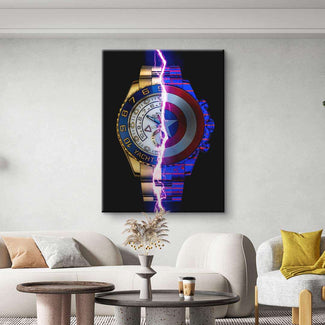 Modernes Wandbild mit geteiltem Motiv aus Luxusuhr und Captain America Schild, Blitz in der Mitte.
