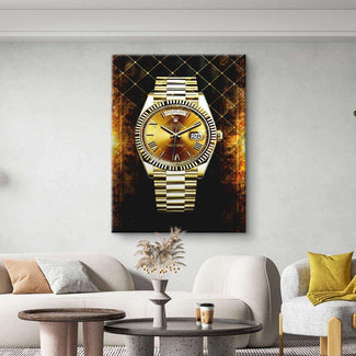 Modernes Wandbild mit goldener Luxusuhr im Wohnzimmer, Kunstbild auf Leinwand, stilvoll dekoriert