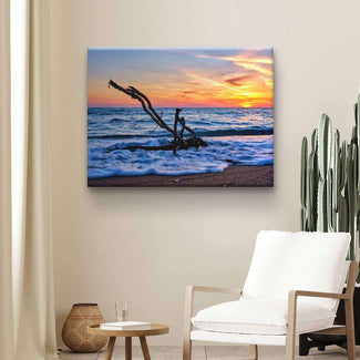 Leinwandbild Sonnenuntergang am Meer mit Treibholz, moderne Wanddekoration Wohnzimmer