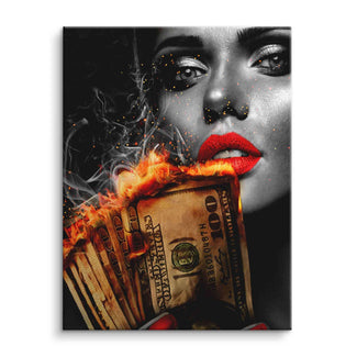 Wandbild Frau mit roten Lippen hält brennende Geldscheine, Pop Art Stil, moderne Kunst