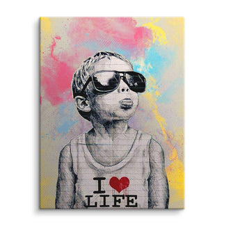 Wandbild mit frechem Junge, Sonnenbrille, I Love Life Schriftzug, bunter Hintergrund