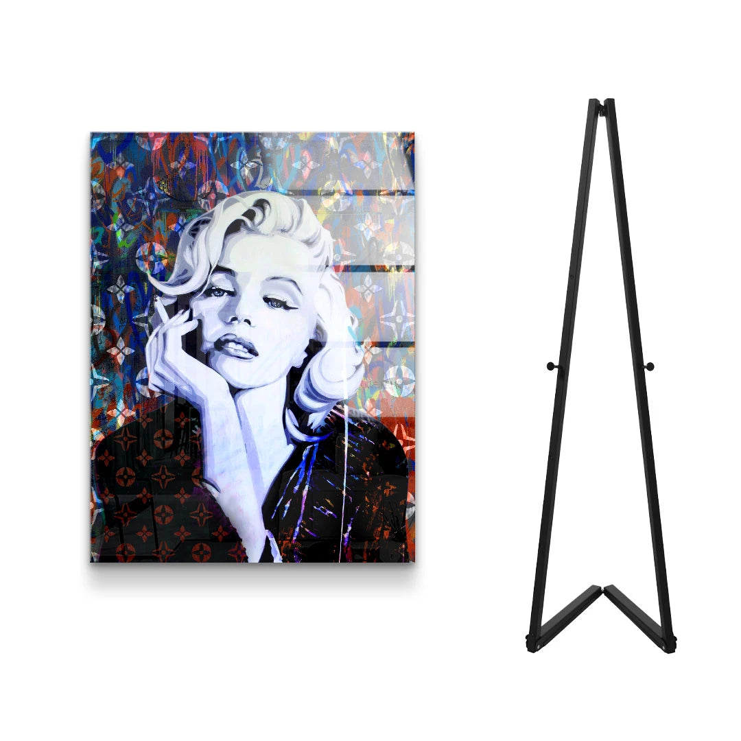 Marilyn with easel